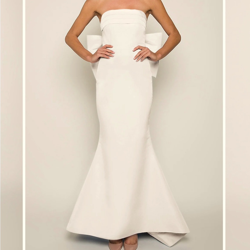 $1,650 Alexia Maria Margaret gown in Ivory NEW never worn off white